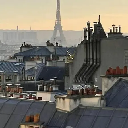 Super Au Coeur De Montmartre Parigi